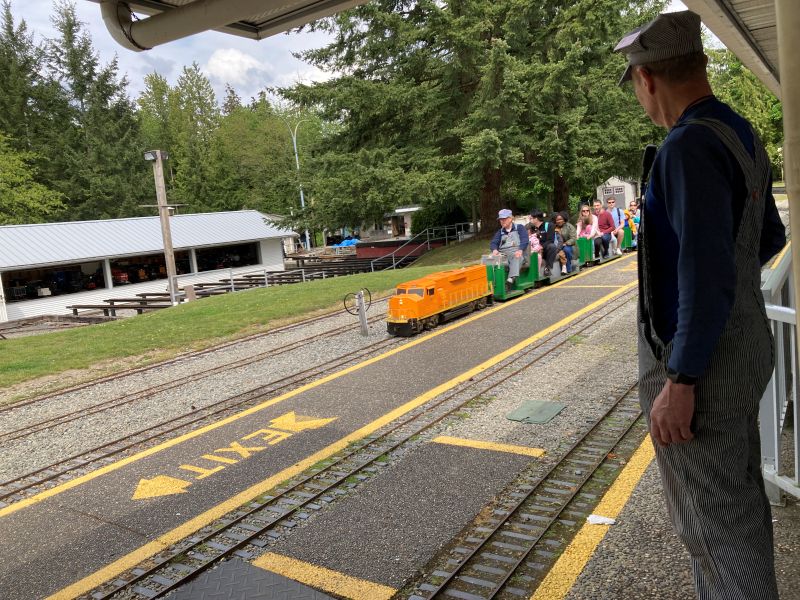 Burnaby Central Railway列車